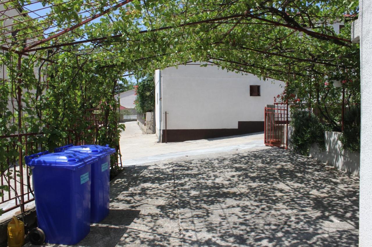 Apartments With A Parking Space Starigrad, Paklenica - 6431 エクステリア 写真