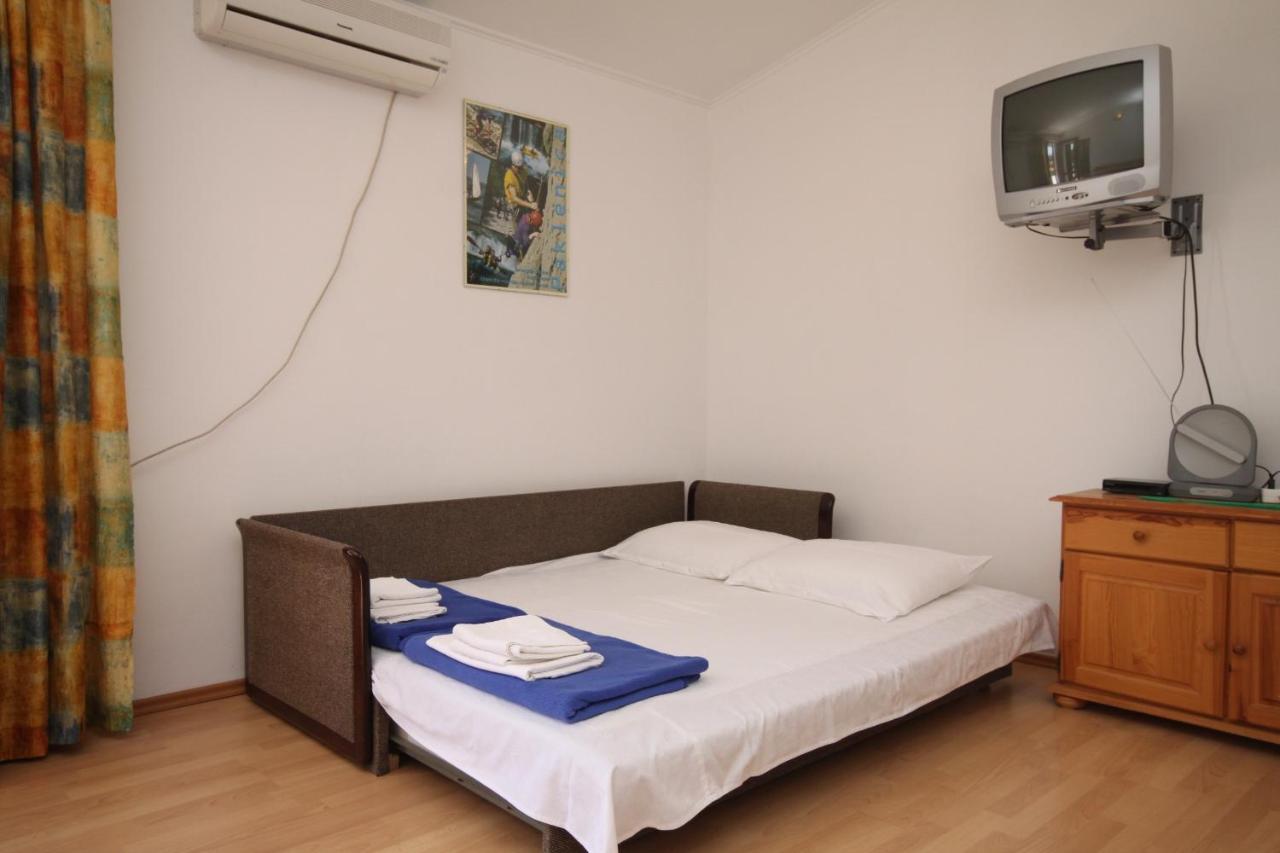 Apartments With A Parking Space Starigrad, Paklenica - 6431 エクステリア 写真